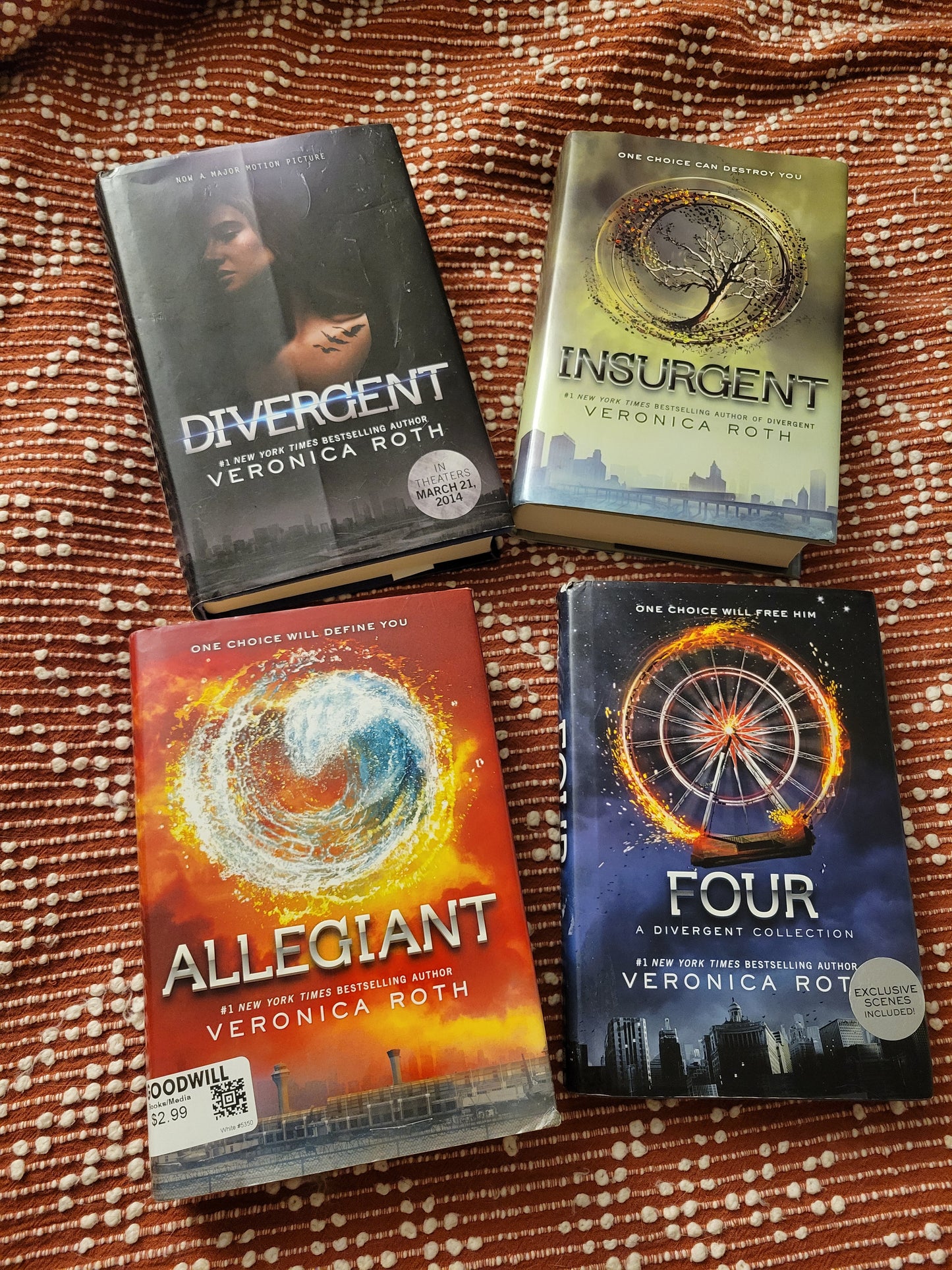 Divergent Series - Veronica Roth