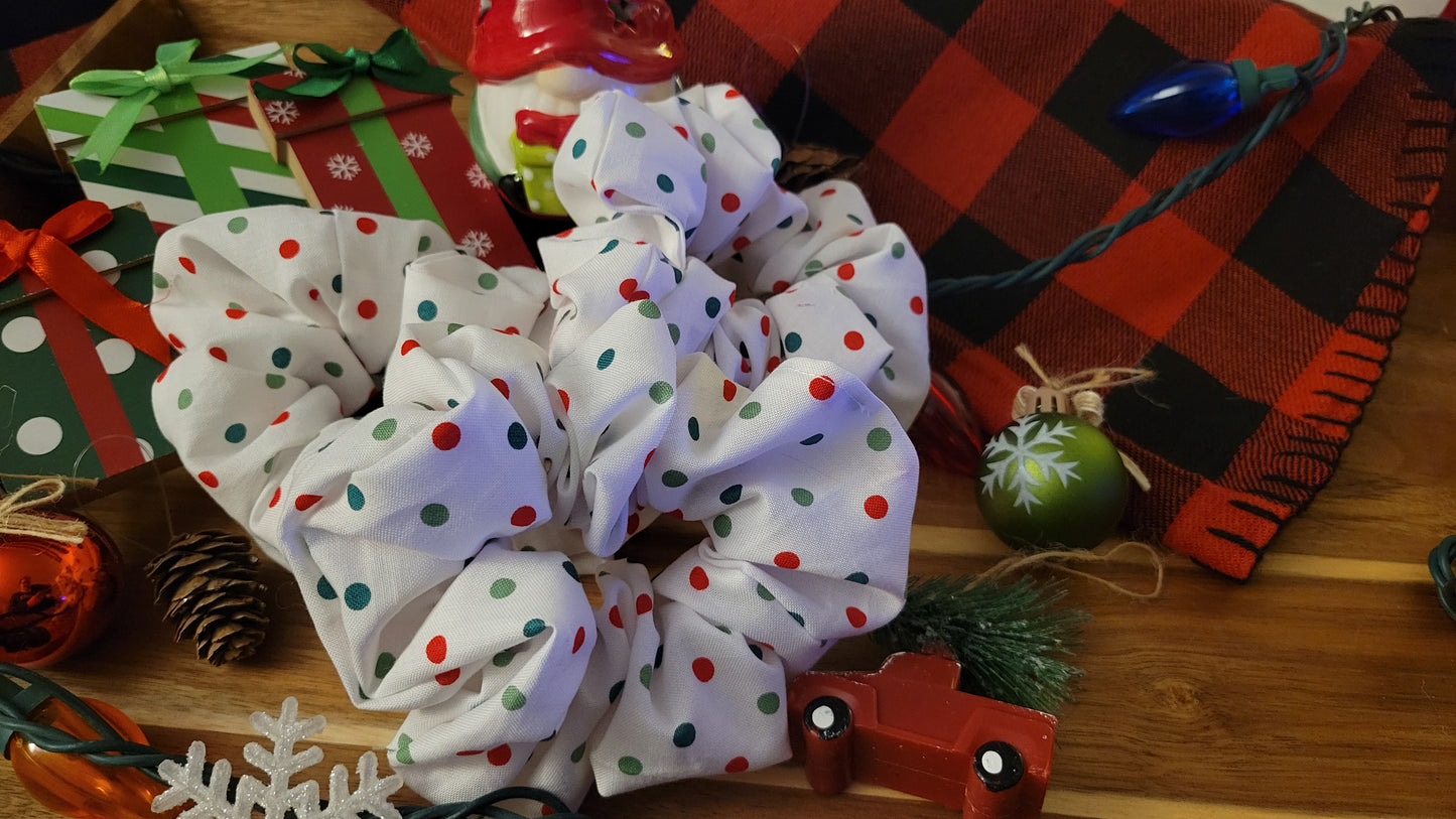 Mistletoe Dots Scrunchie – Christmas Collection