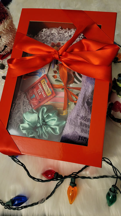 Christmas Gift Box – A Holiday Surprise for Book Lovers