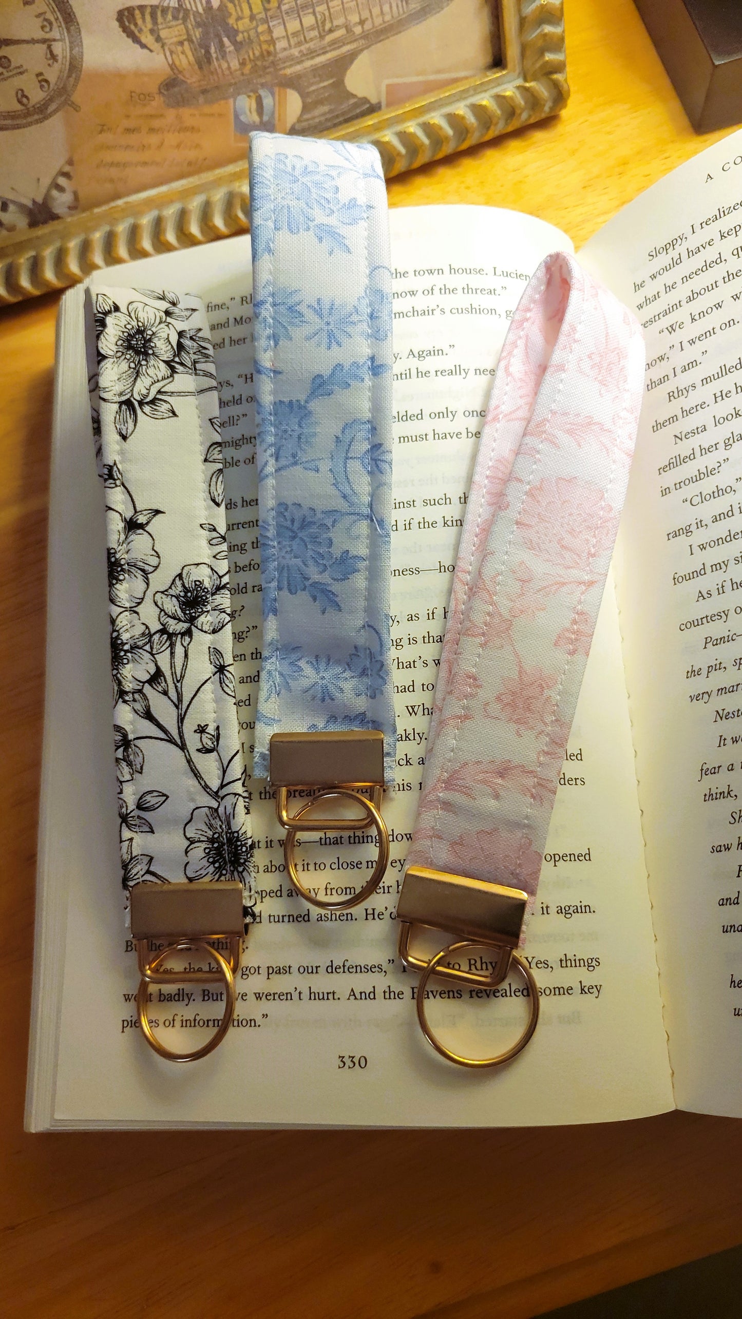 Blue Floral - Wristlet Keychain