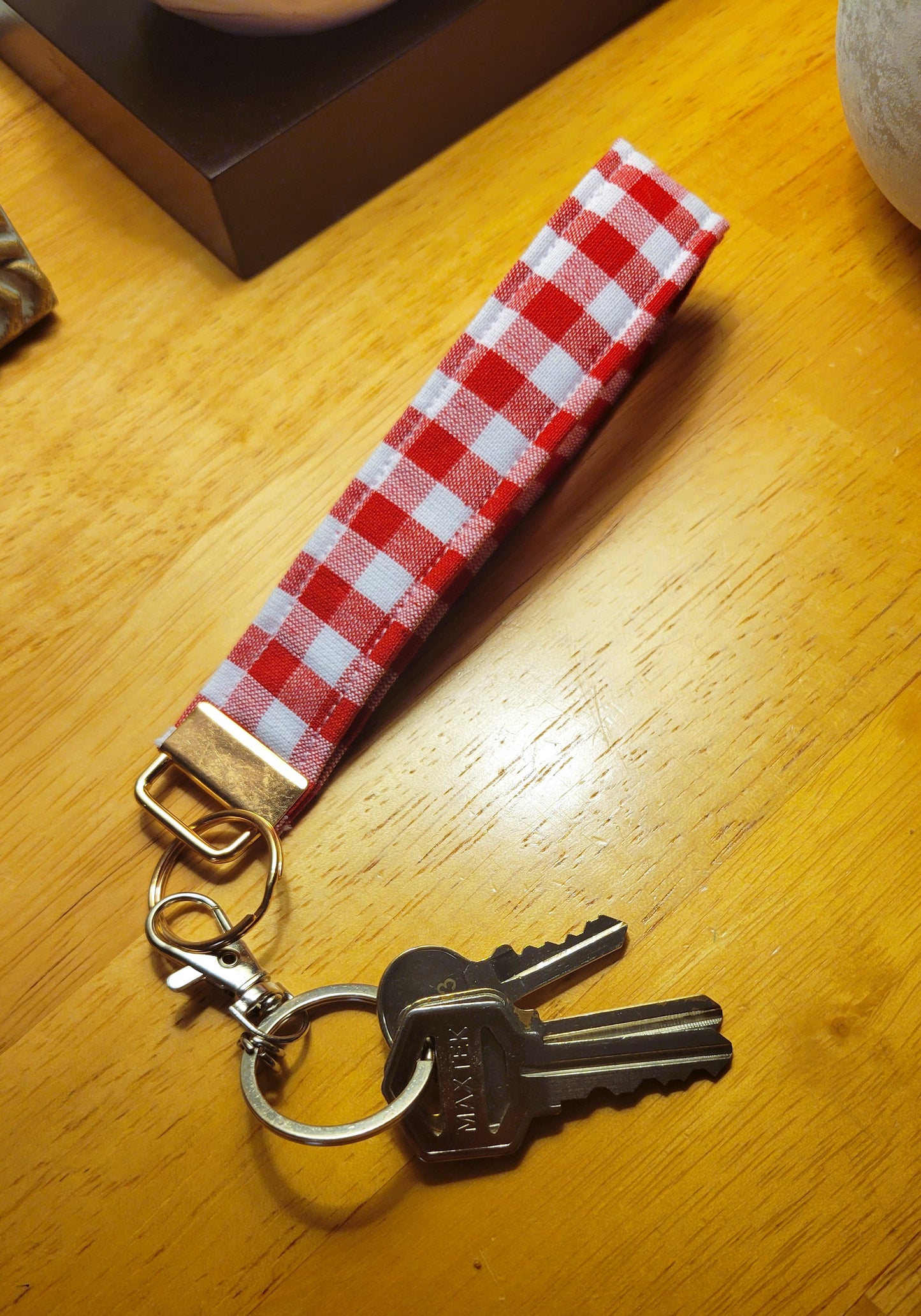 Red Gingham - Wristlet Keychain